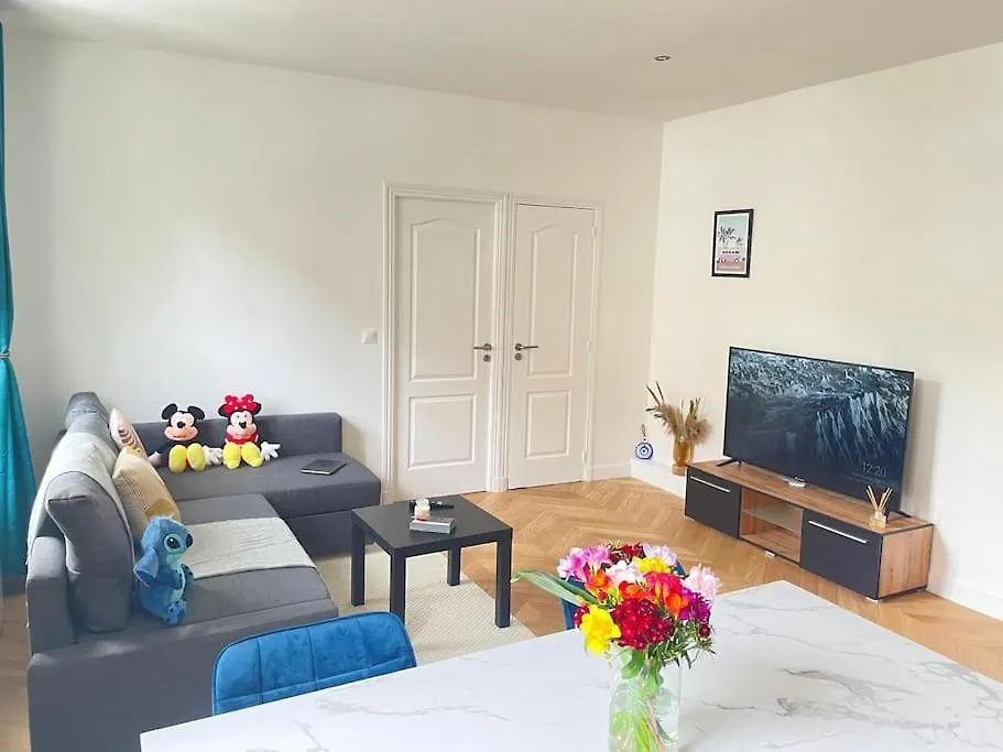 New Appartement Charmant Et Lumineux Paris France